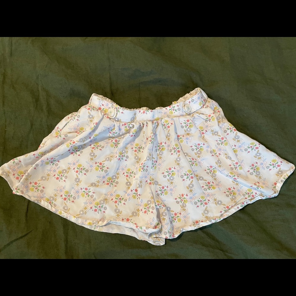 Matilda Jane Floral Shorts - size 2